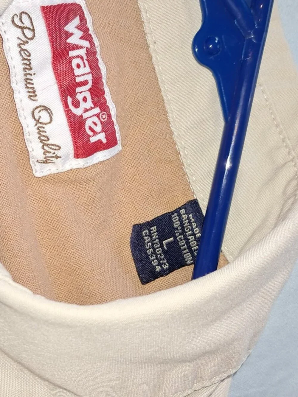 Men's Wrangler Long Sleeve Shirt, Large - Picture 3 of 4